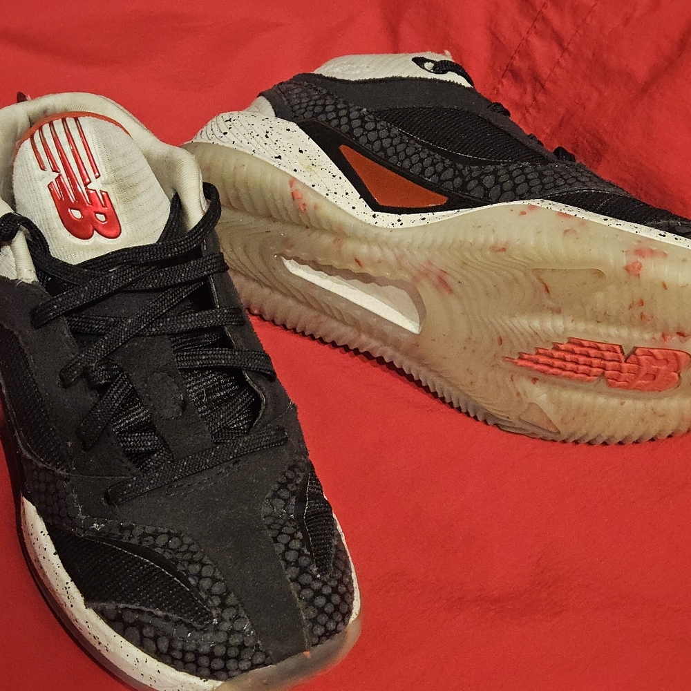 Kawhi 3 Alpha Predator Rare Basketball Sneaker New Balance
